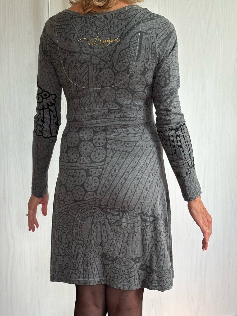 Gray Long-Sleeve V-Neck Dress with Pink Floral Embroidery - Picture 3 of 4